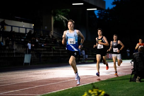 Jonas Kulgemeyer (OTB Osnabrueck) ueber 3000m am 03.06.2022 waehrend der Sparkassen Gala in Regensburg